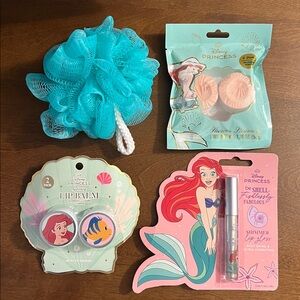 ARIEL Disney Princess Aqua Bath Pouf and Shower Steamers Set